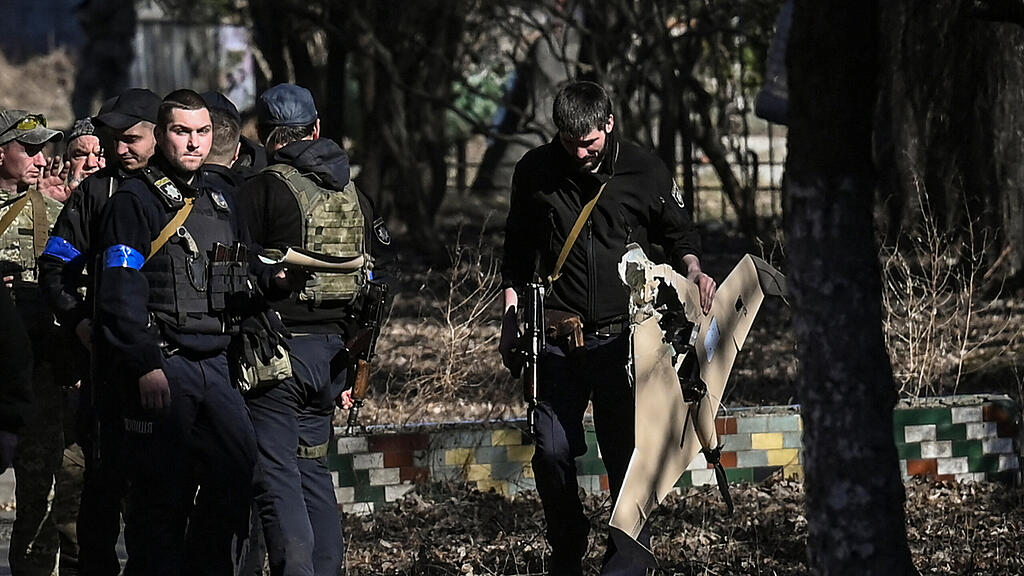 Ukraine-Krieg, Tag 28: Zerst\u00f6rung in Kiew