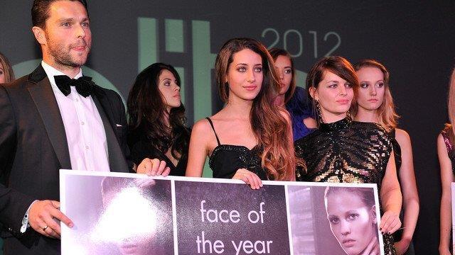 Elite Model Casting im Chaya Fuera